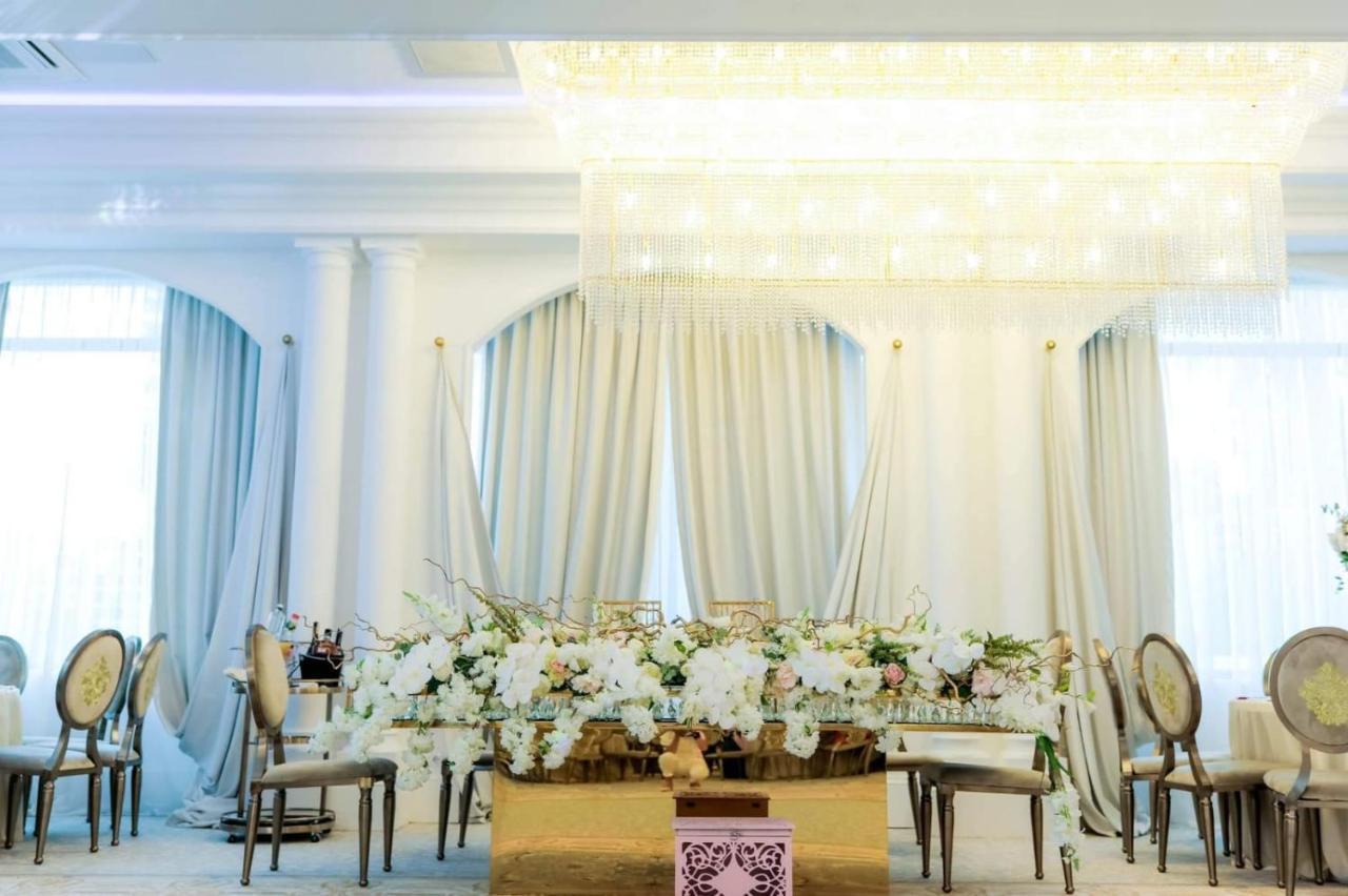 Hotel Palace Severin ドロベタ＝トゥルヌ・セヴェリン エクステリア 写真
